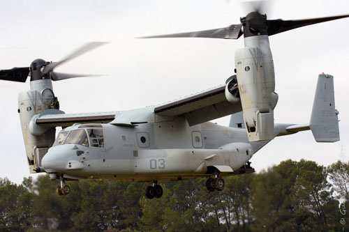 Hélicoptère à rotors basculants (convertible) V22 Osprey des Marines US