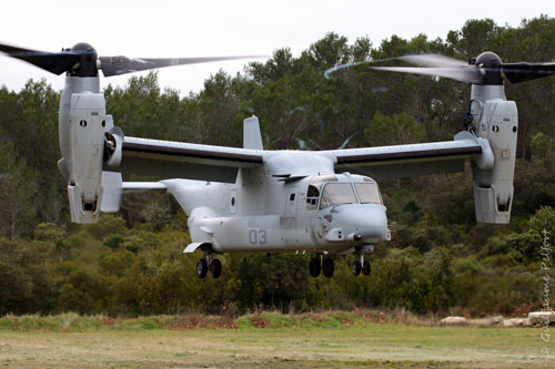 Hélicoptère à rotors basculants (convertible) V22 Osprey des Marines US