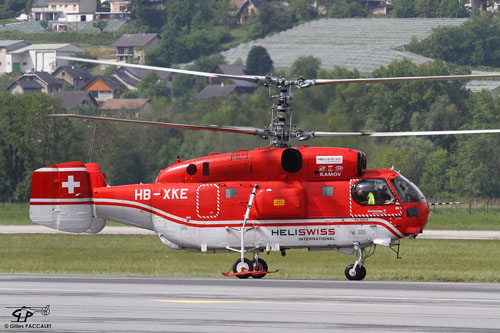 Hélicoptère KA32A12 HB-XKE d'HELISWISS