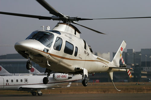 Hélicoptère AW109 de SKYMEDIA