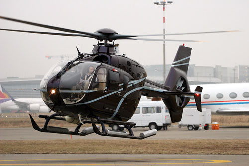 Hélicoptère EC135