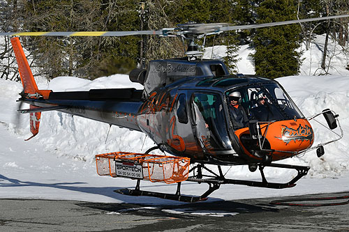 Hélicoptère AS350 B3 Ecureuil F-HESB de Chamonix Mont-Blanc Hélicoptères (CMBH) 