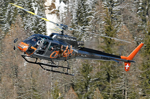 Hélicoptère AS350 B3 Ecureuil F-HESB de Chamonix Mont-Blanc Hélicoptères (CMBH) 