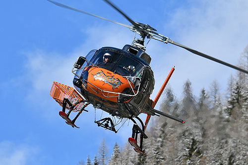 Hélicoptère AS350 B3 Ecureuil F-HESB de Chamonix Mont-Blanc Hélicoptères (CMBH) 