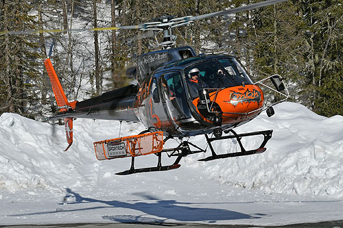 Hélicoptère AS350 B3 Ecureuil F-HESB de Chamonix Mont-Blanc Hélicoptères (CMBH) 