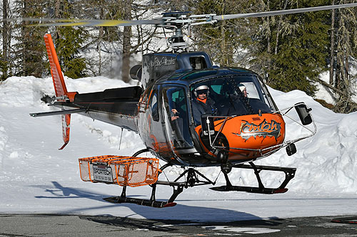 Hélicoptère AS350 B3 Ecureuil F-HESB de Chamonix Mont-Blanc Hélicoptères (CMBH) 