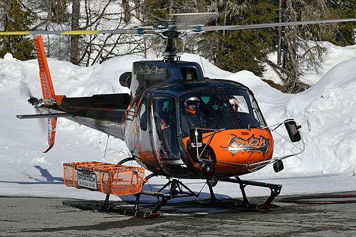 Hélicoptère AS350 B3 Ecureuil F-HESB de Chamonix Mont-Blanc Hélicoptères (CMBH) 