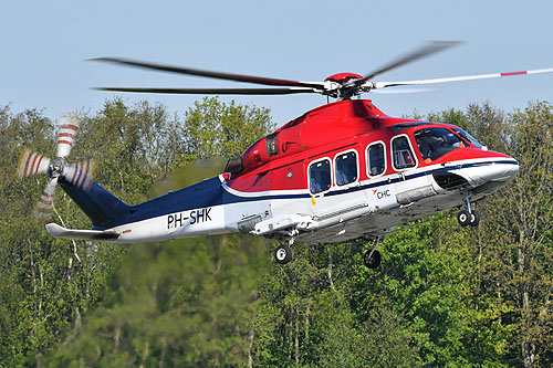 Hélicoptère AW139 PH-SHK de CHC