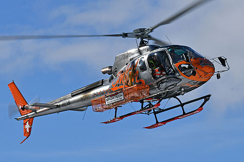 Hélicoptère AS350 B3 Ecureuil F-HESB de Chamonix Mont-Blanc Hélicoptères (CMBH) 