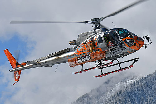 Hélicoptère AS350 B3 Ecureuil F-HESB de Chamonix Mont-Blanc Hélicoptères (CMBH) 