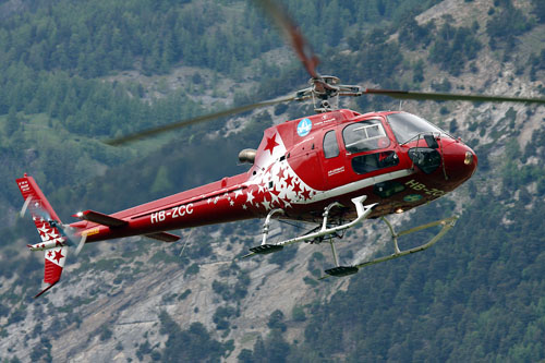 Hélicoptère AS350 Ecureuil AIR ZERMATT