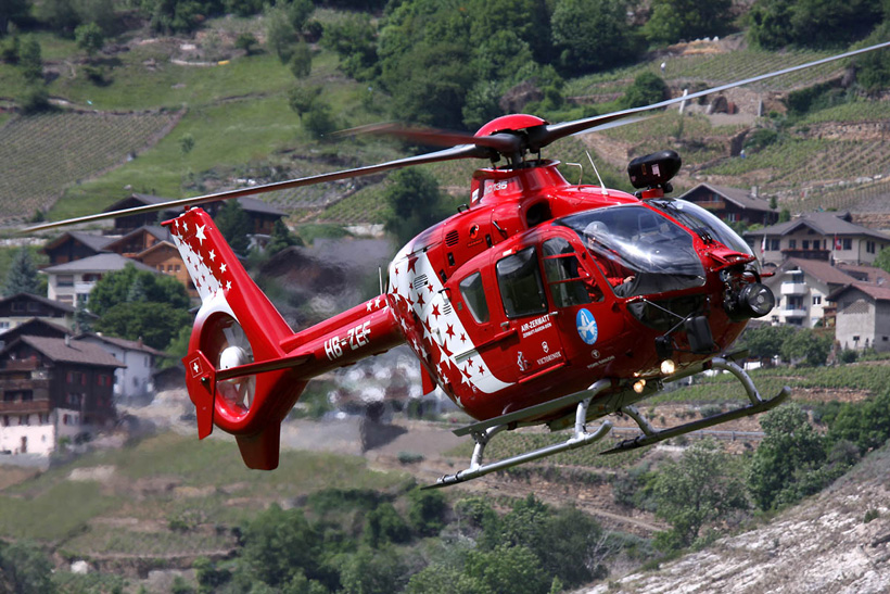 Hélicoptère EC135 AIR ZERMATT