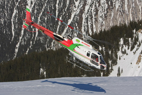 Hélicoptère Eurocopter AS350 Ecureuil de BLUGEON HELICOPTERES