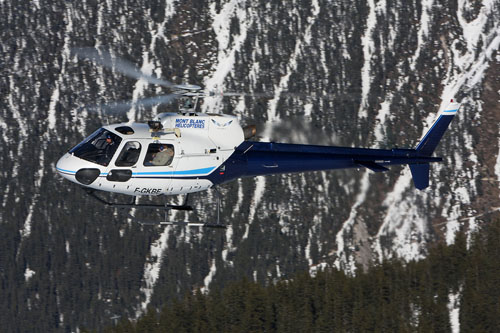 Hélicoptère Eurocopter AS350 Ecureuil de MONT BLANC HELICOPTERES