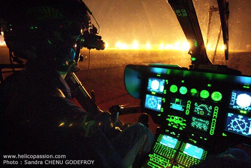 Vol de nuit à bord d'un EC145 de la Gendarmerie