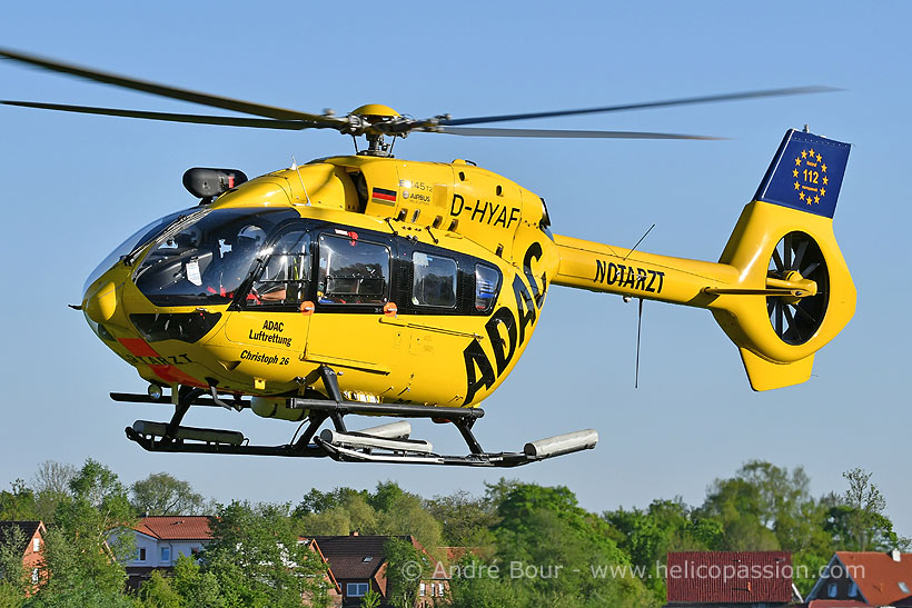 Hélicoptère de secours H145 D-HYAF de l'ADAC