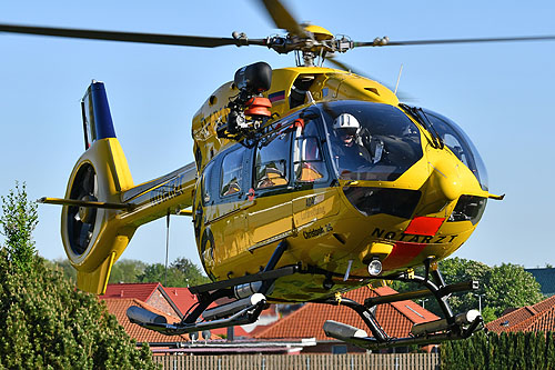 Hélicoptère de secours H145 D-HYAF de l'ADAC