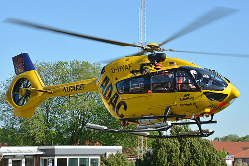 Hélicoptère de secours H145 D-HYAF de l'ADAC