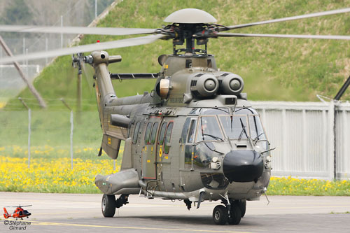 Hélicoptère AS532 Cougar de l'armée suisse