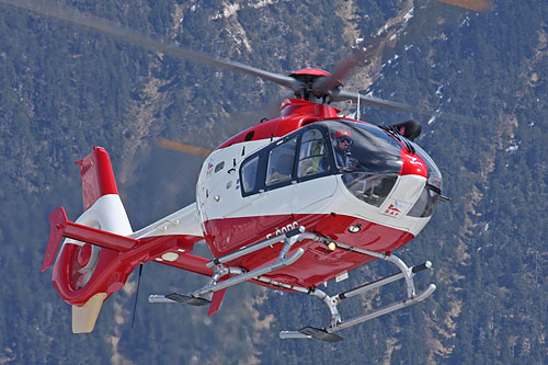 Hélicoptère EC135 de SAF HELICOPTERES