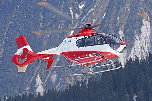 Hélicoptère EC135 de SAF HELICOPTERES