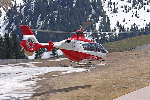 Hélicoptère EC135 de SAF HELICOPTERES