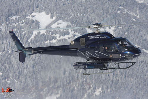 Hélicoptère AS350 N Ecureuil F-GUZE d'HELI SECURITE