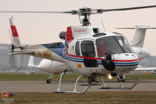 Hélicoptère AS350 Ecureuil de AIR GRISCHA