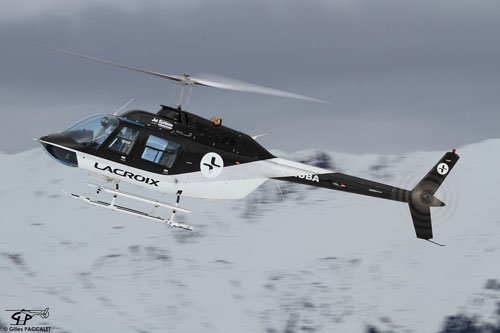 Hélicoptère Bell 206B JetRanger de JET SYSTEMS