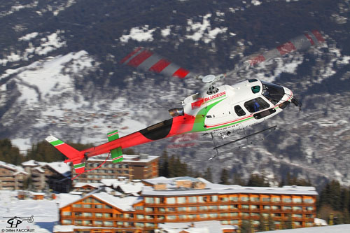 Hélicoptère AS350 B3e Ecureuil / H135 F-HSBH de BLUGEON HELICOPTERES