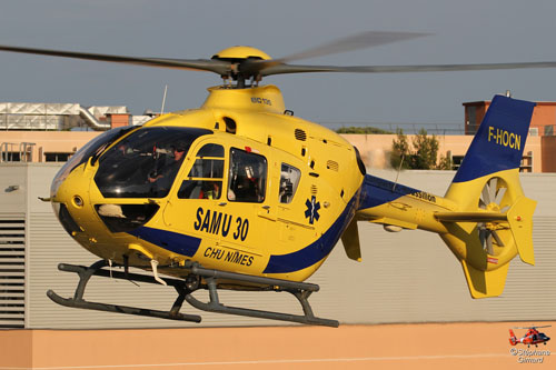 Hélicoptère EC135 F-HOCN du SAMU 30