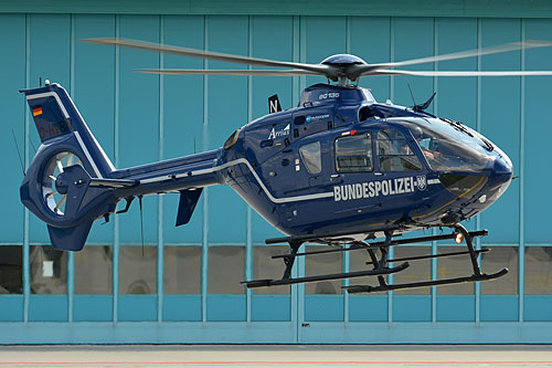 Hélicoptère EC135 T2+ D-HVBN de la BundesPolizei allemande