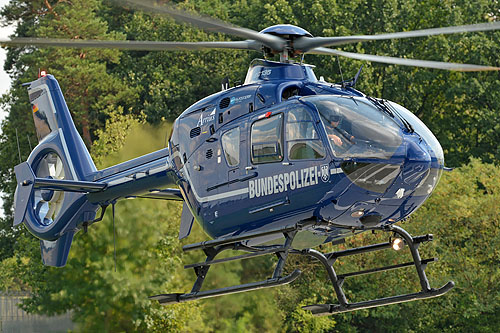 Hélicoptère EC135 T2+ D-HVBN de la BundesPolizei allemande