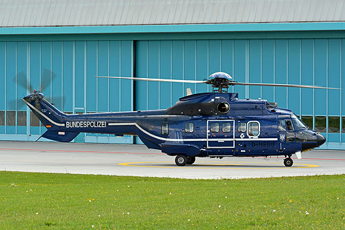 Hélicoptère AS332 L1 SuperPuma D-HEGU de la BundesPolizei allemande