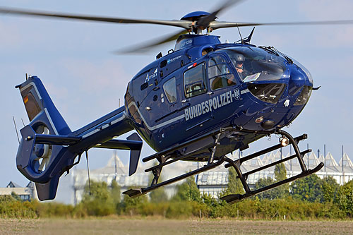 Hélicoptère EC135 T2+ D-HVBN de la BundesPolizei allemande