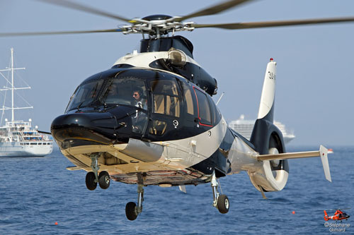 Hélicoptère EC155 Dauphin de MONACAIR