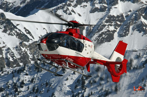 Hélicoptère EC135 de SAF HELICOPTERES