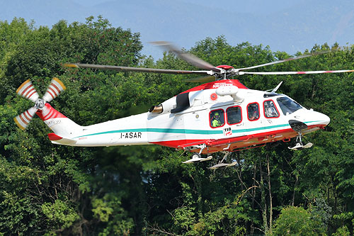 Hélicoptère AW139 I-ASAR d'AIR GREEN