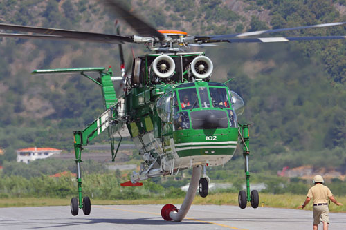 Hélicoptère S64 AirCrane I-CFAI CFS102 des gardes-forestiers italiens (Corpo Forestale de Stato)