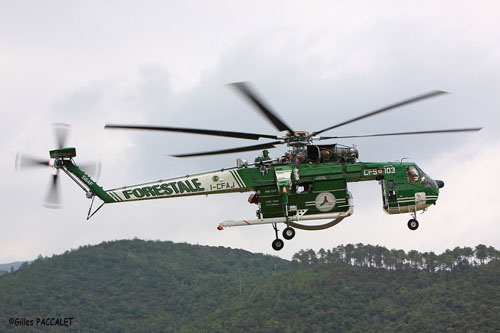 Hélicoptère S64 AirCrane I-CFAJ des gardes-forestiers italiens (Corpo Forestale de Stato)