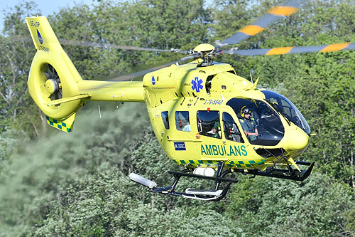 Hélicoptère de secours H145 SE-JSR Babcock Scandinavian Air Ambulance