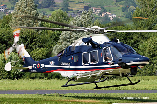 Hélicoptère UH169 Carabinieri