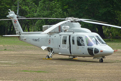 Hélicoptère Sikorsky S76 Marine Thaïlande