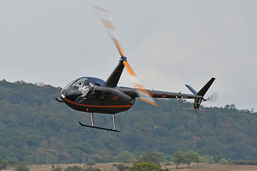 Hélicoptère Robinson R44 D-HRUM