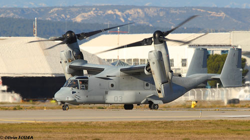 Hélicoptère à rotors basculants (convertible) V22 Osprey des Marines US