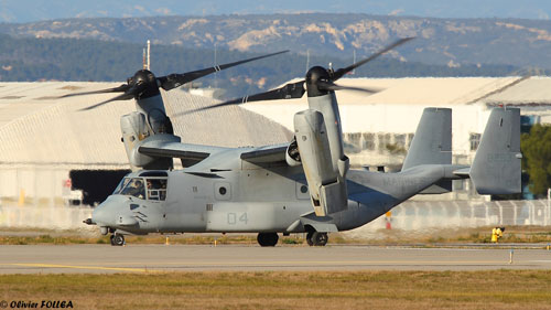 Hélicoptère à rotors basculants (convertible) V22 Osprey des Marines US