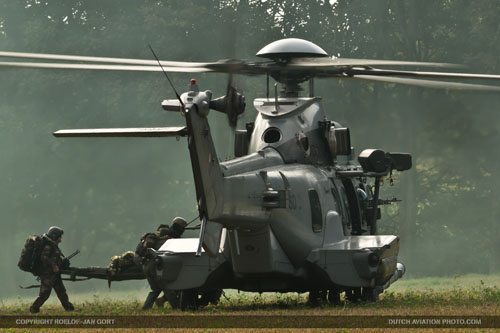 Hélicoptère EC725 Caracal de l'Armée de l'Air française