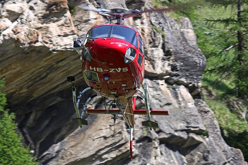 Hélicoptère AS350 B3 Ecureuil HB-ZVS d'AIR ZERMATT