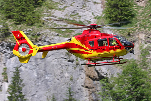 Hélicoptère EC135 HB-ZIR d'AIR GLACIERS