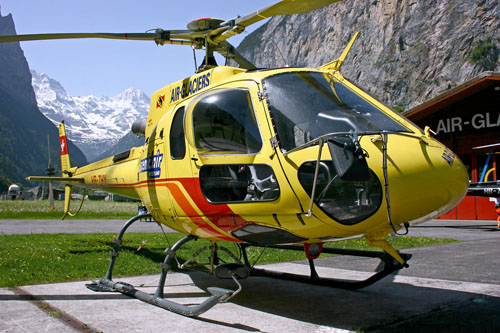 Hélicoptère AS350 B3 Ecureuil HB-ZHY d'AIR GLACIERS